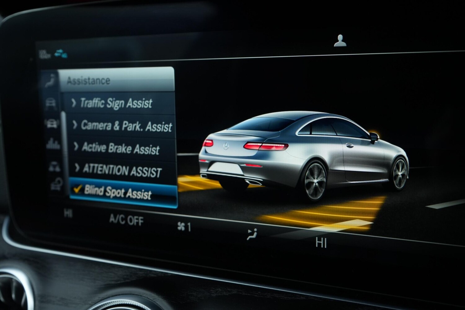 Used Mercedes-Benz E Class for sale - 77808031: Photo 11