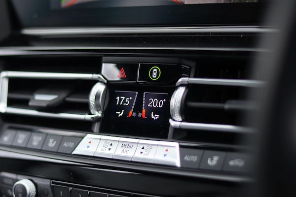 Used BMW M8 Gran Coupe 2020 for sale - 75707530: Photo 48