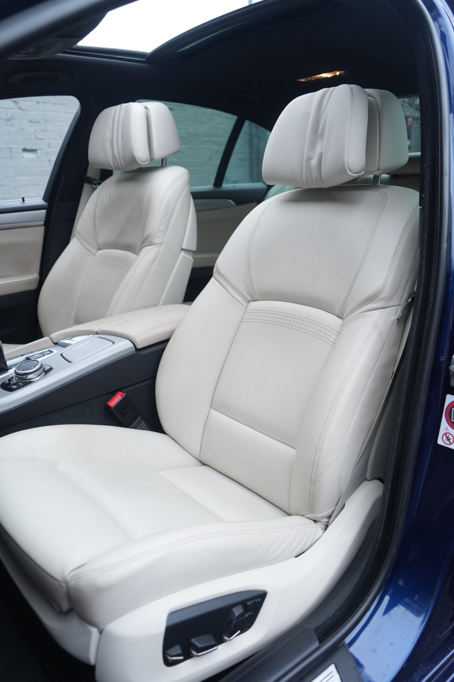 Used BMW 5 Series 2015 for sale - 76823519: Photo 46