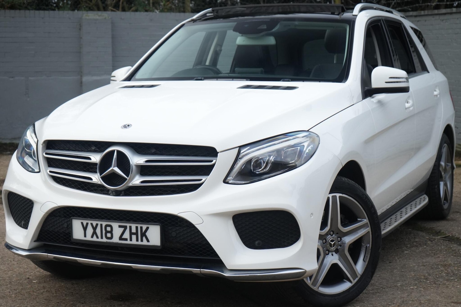Used Mercedes-Benz GLE 2018 for sale - 77598472: Photo 1