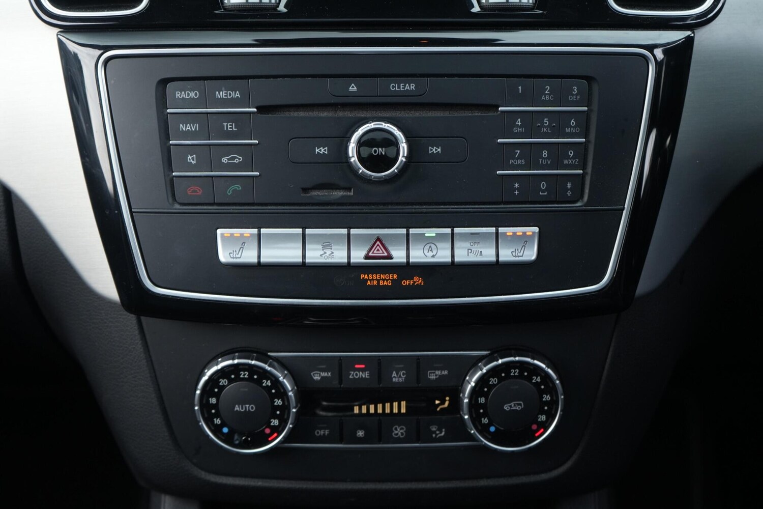 Used Mercedes-Benz GLE 2018 for sale - 77598472: Photo 32