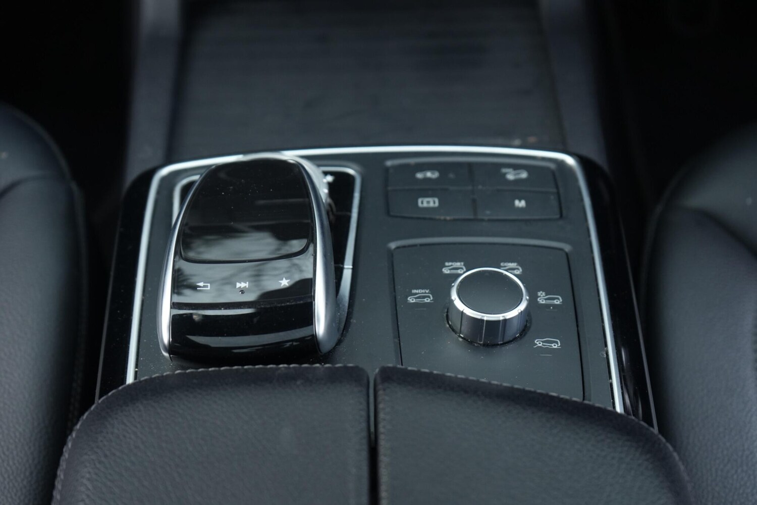 Used Mercedes-Benz GLE 2018 for sale - 77598472: Photo 36