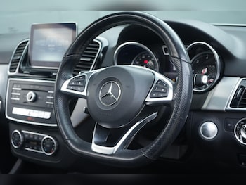 Used Mercedes-Benz GLE 2018 for sale - 77598472: Photo