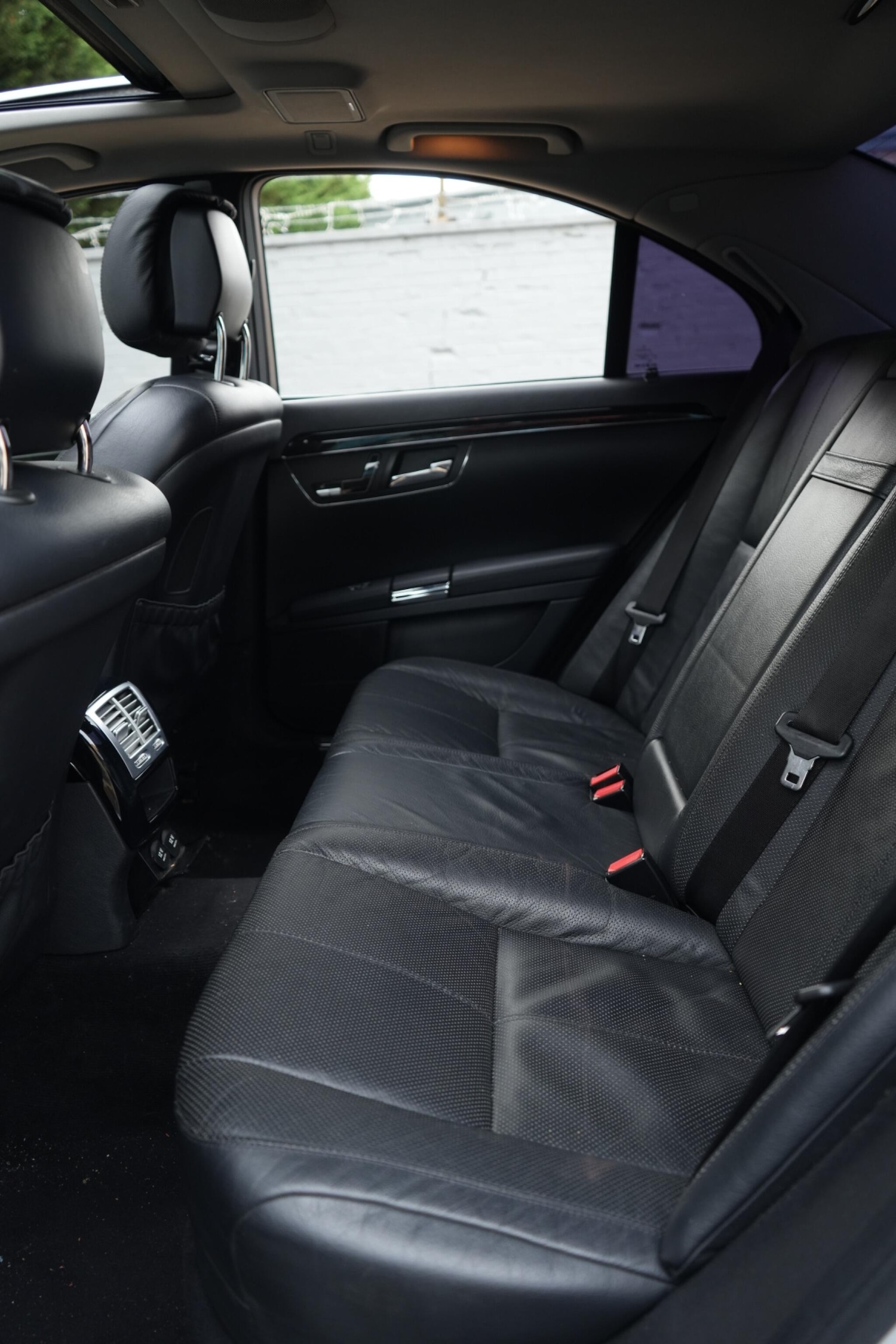 Used Mercedes-Benz S-Class 2007 for sale - 76159057: Photo 41