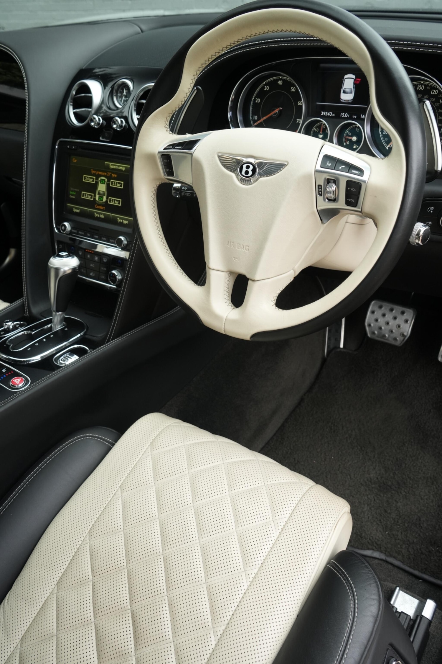 Used Bentley Flying Spur 2017 for sale - 76991172: Photo 44