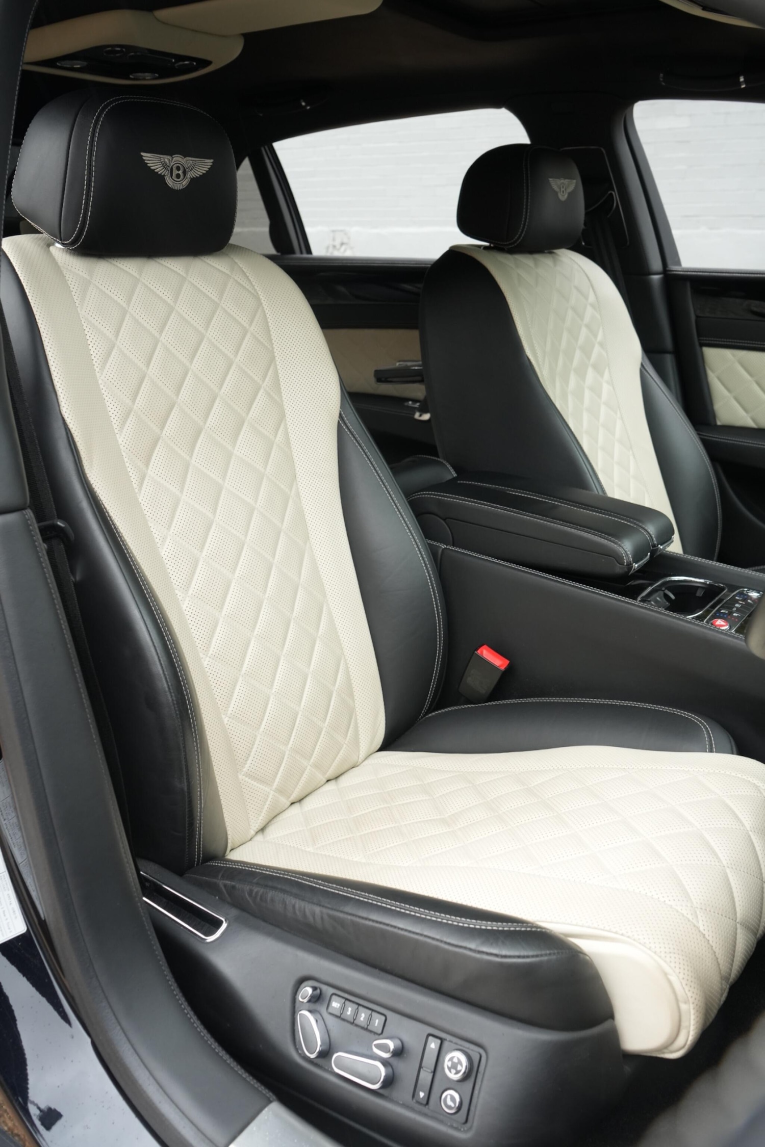 Used Bentley Flying Spur 2017 for sale - 76991172: Photo 45