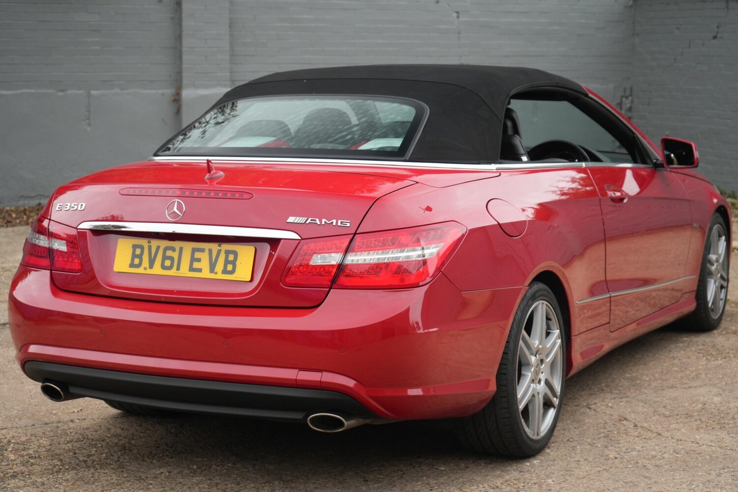 Used Mercedes-Benz E Class 2011 for sale - 76361511: Photo 18