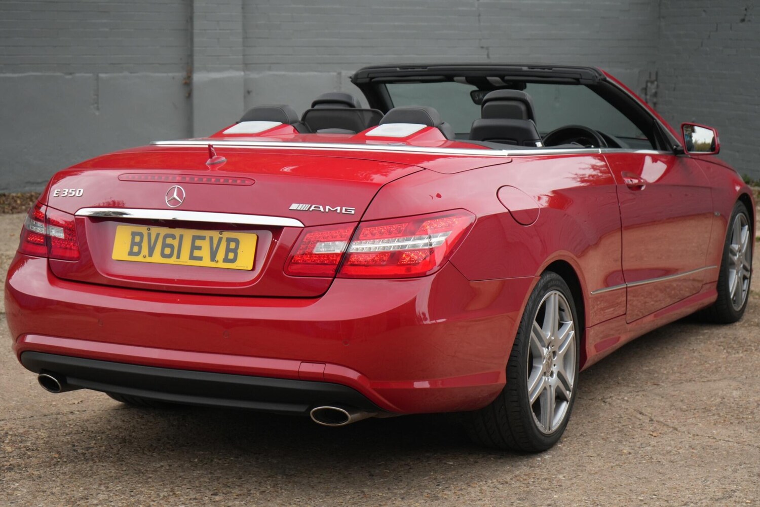 Used Mercedes-Benz E Class 2011 for sale - 76361511: Photo 24