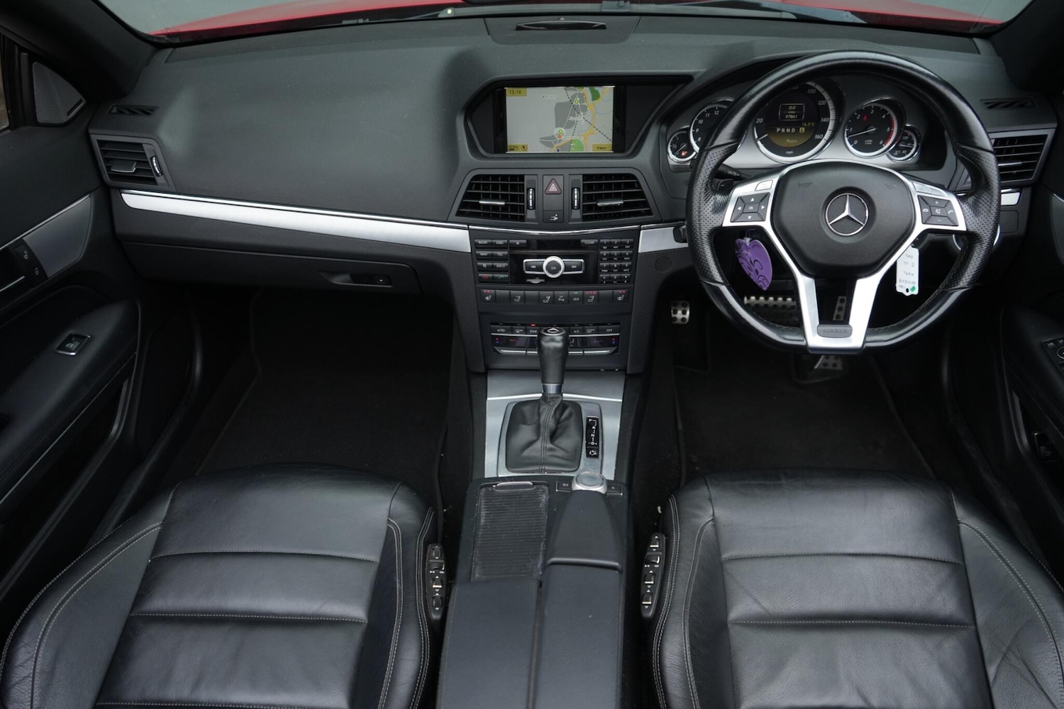 Used Mercedes-Benz E Class 2011 for sale - 76361511: Photo 31