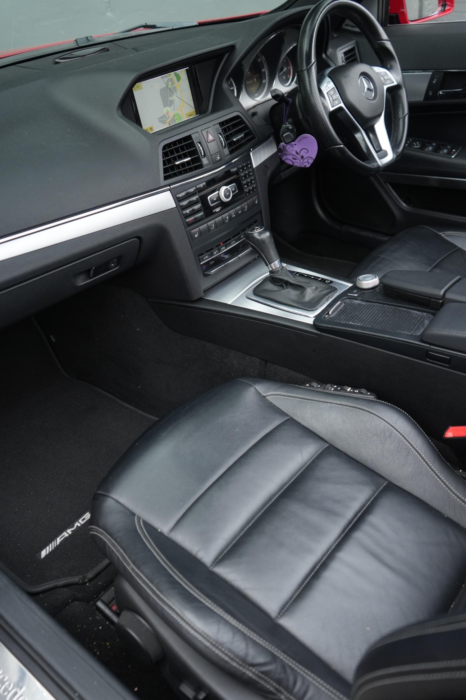 Used Mercedes-Benz E Class 2011 for sale - 76361511: Photo 32