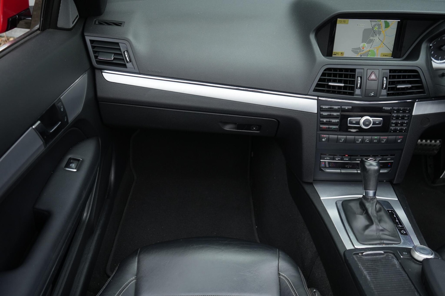 Used Mercedes-Benz E Class 2011 for sale - 76361511: Photo 33