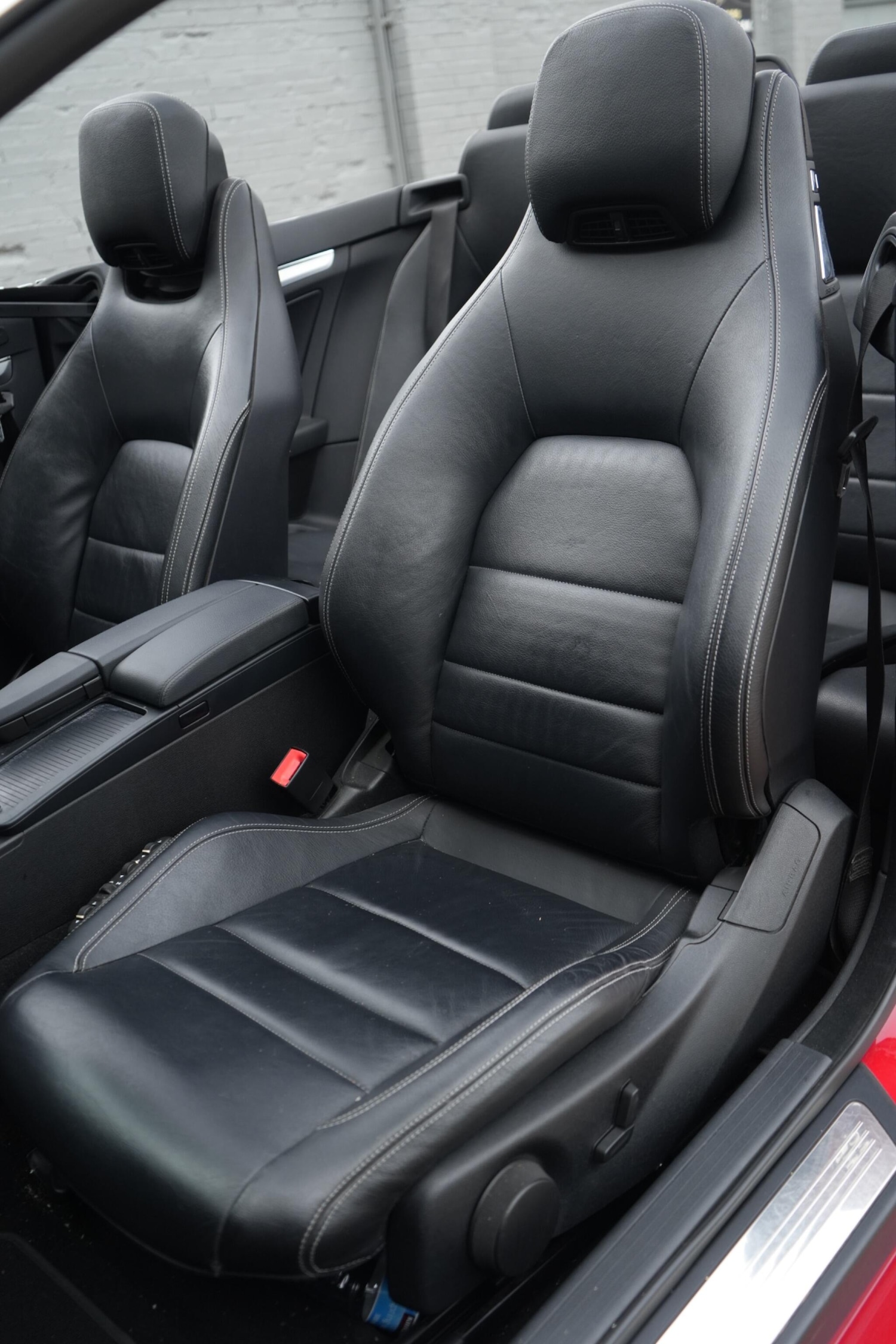 Used Mercedes-Benz E Class 2011 for sale - 76361511: Photo 41