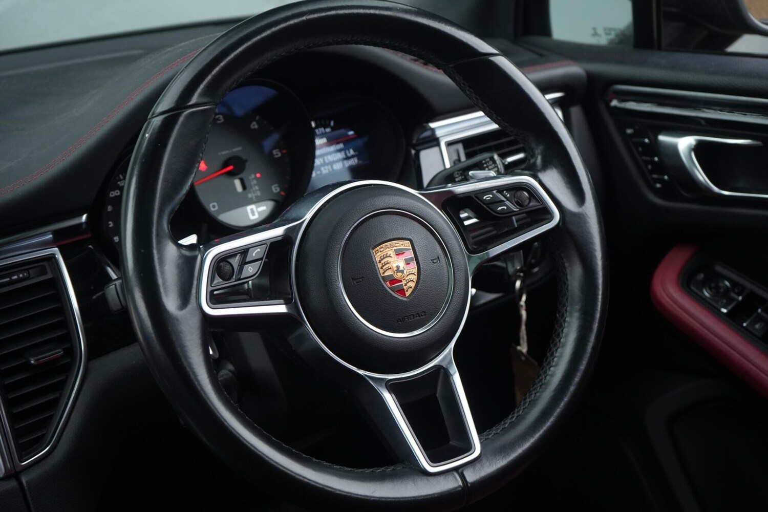 Used Porsche Macan for sale - 77611582: Photo 27