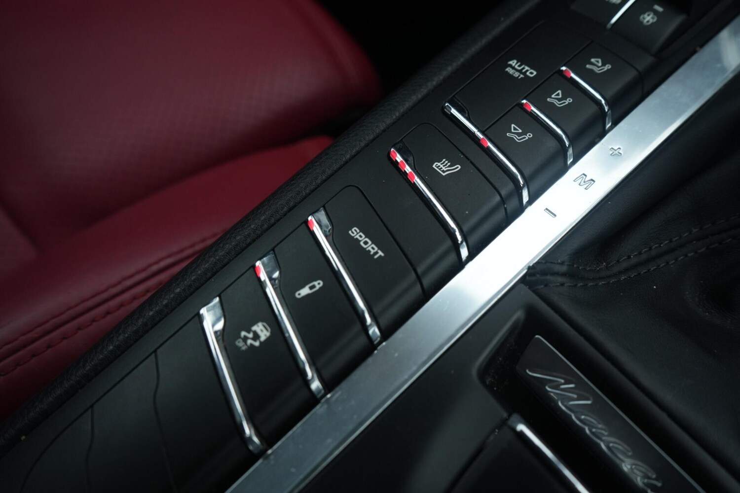 Used Porsche Macan for sale - 77611582: Photo 6