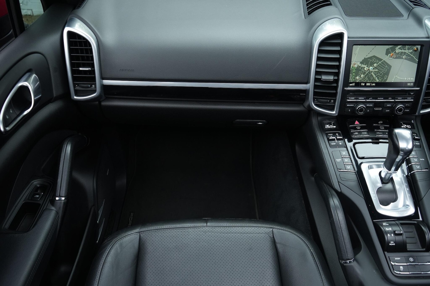 Used Porsche Cayenne 2015 for sale - 76522128: Photo 27