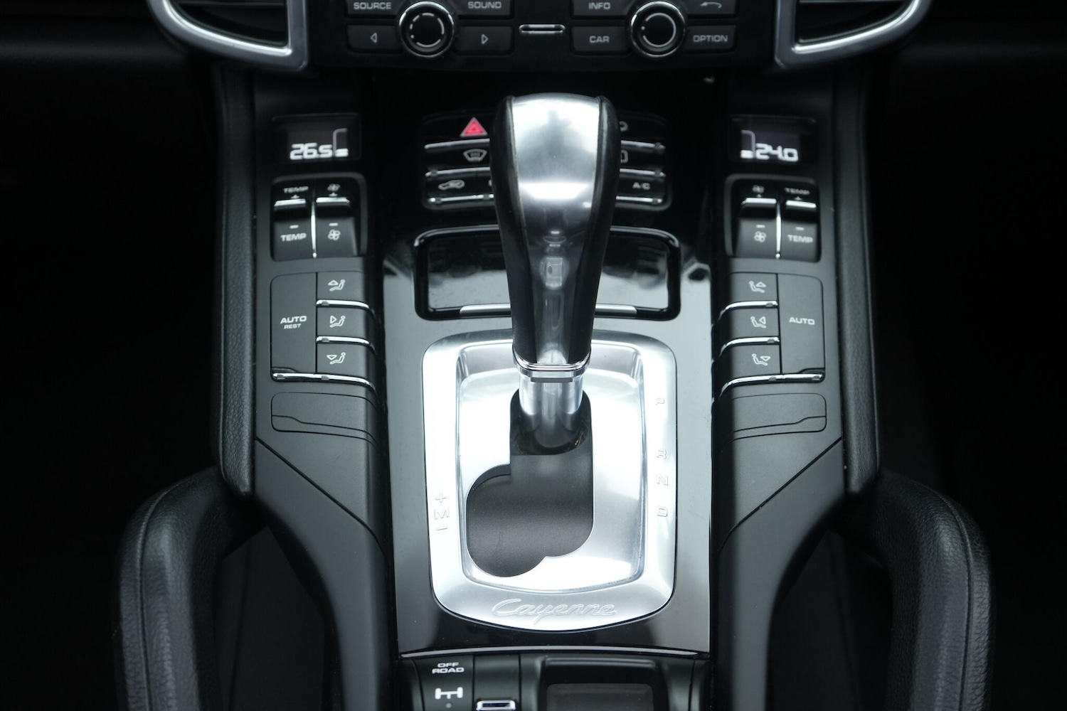 Used Porsche Cayenne 2015 for sale - 76522128: Photo 30