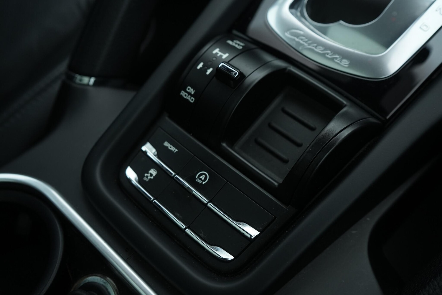 Used Porsche Cayenne 2015 for sale - 76522128: Photo 33