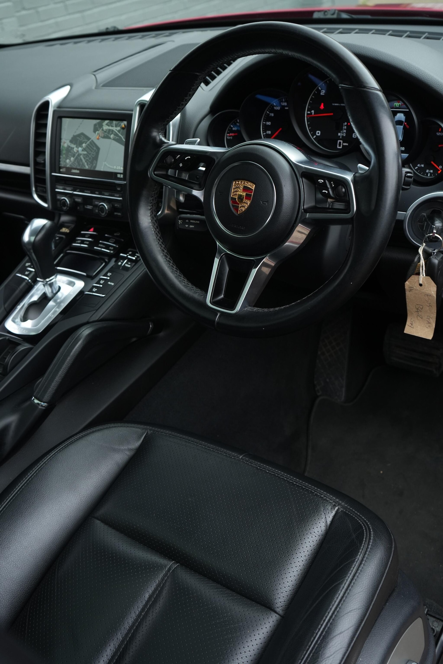 Used Porsche Cayenne 2015 for sale - 76522128: Photo 35