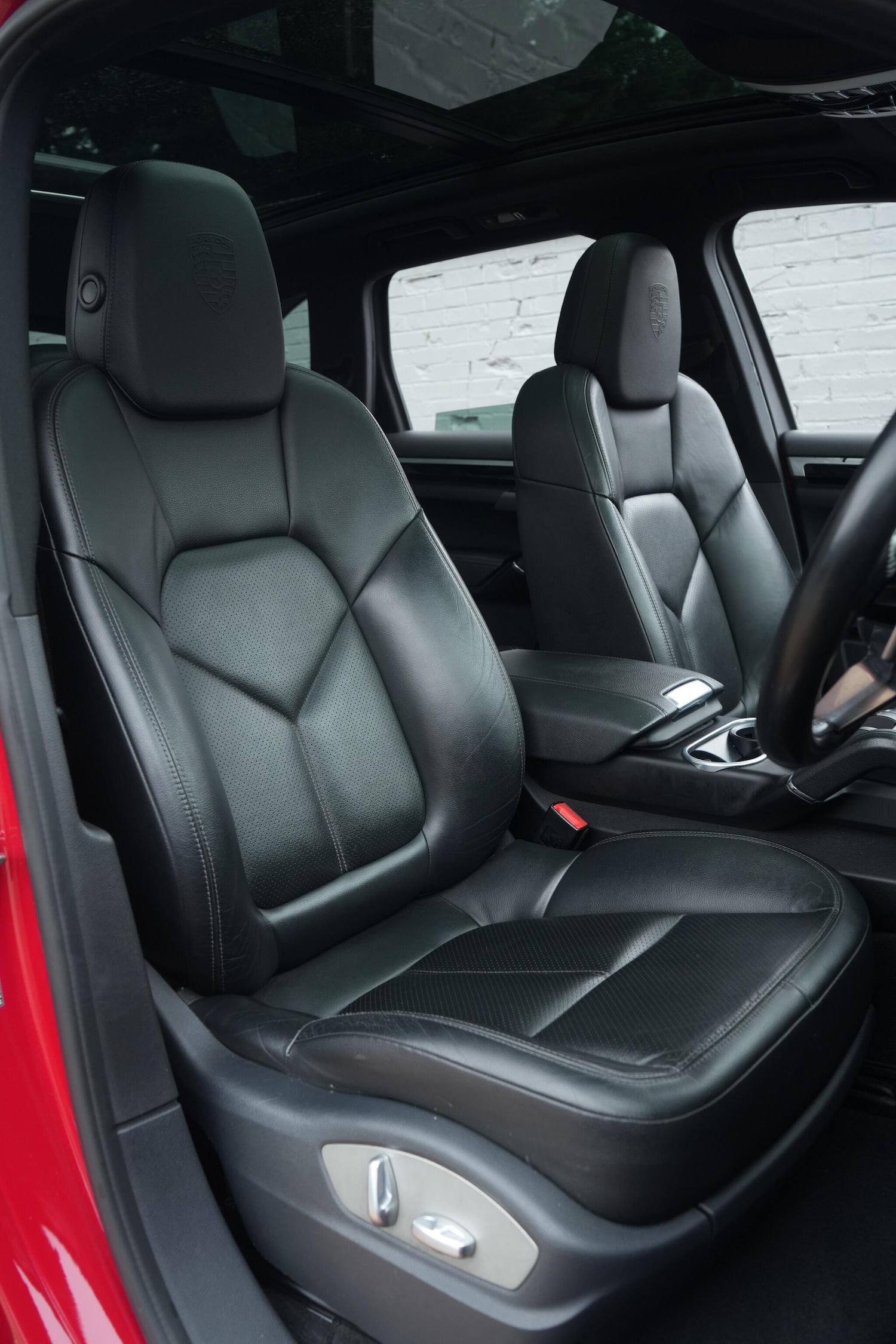 Used Porsche Cayenne 2015 for sale - 76522128: Photo 38