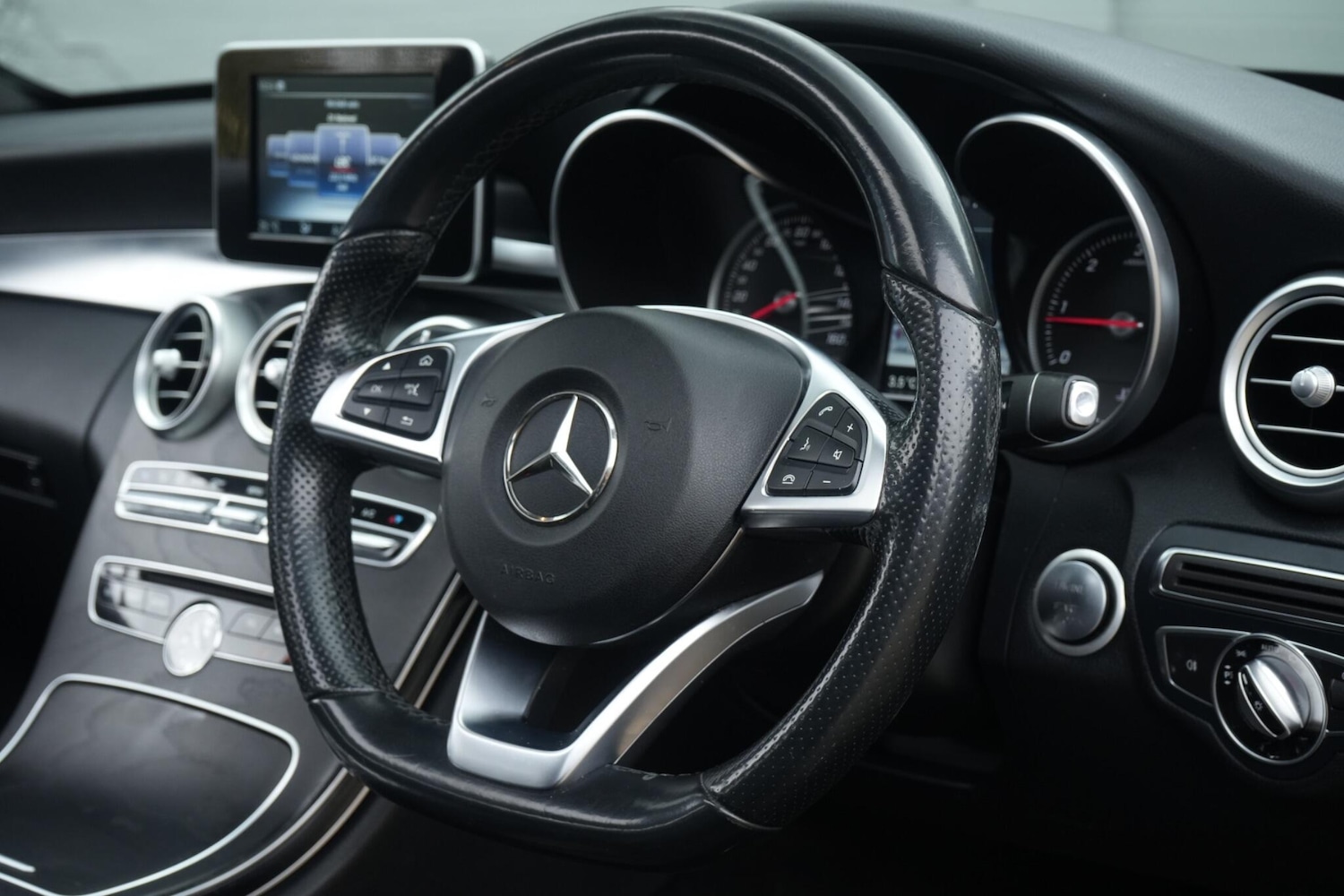 Used Mercedes-Benz C Class for sale - 77598728: Photo 3