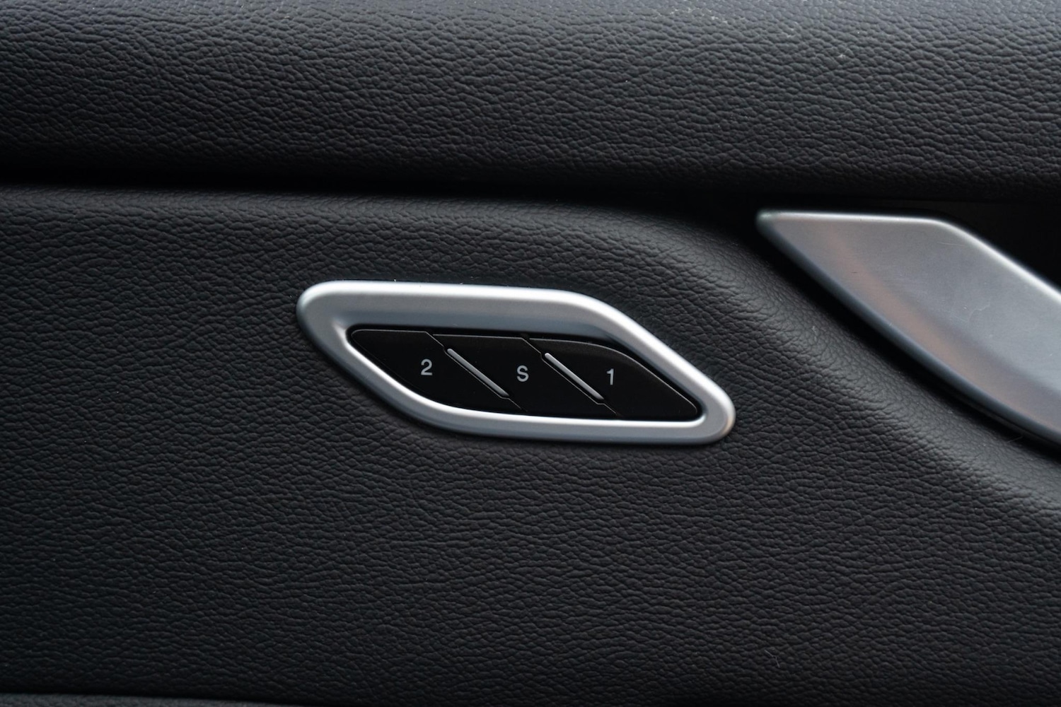 Used Maserati Levante 2020 for sale - 76995009: Photo 34