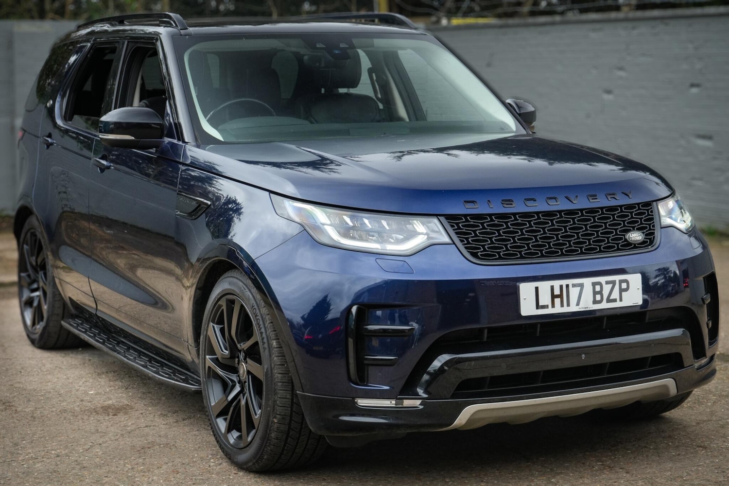 Used Land Rover Discovery 2017 for sale - 77958400: Photo 10