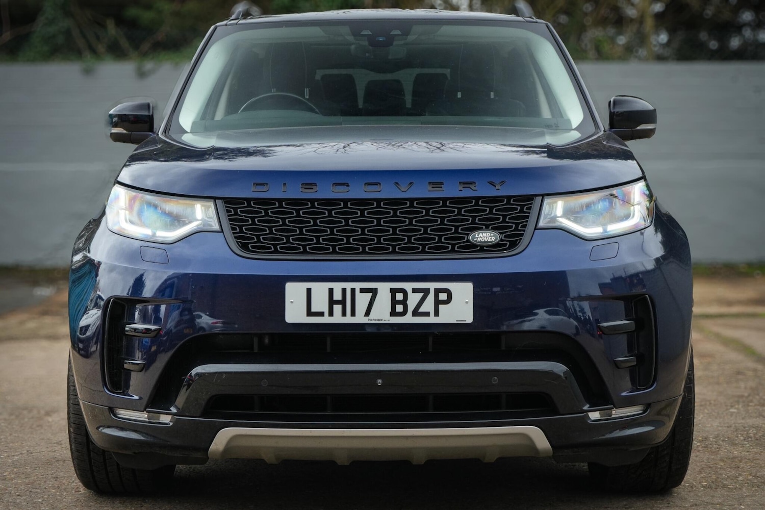 Used Land Rover Discovery 2017 for sale - 77958400: Photo 11