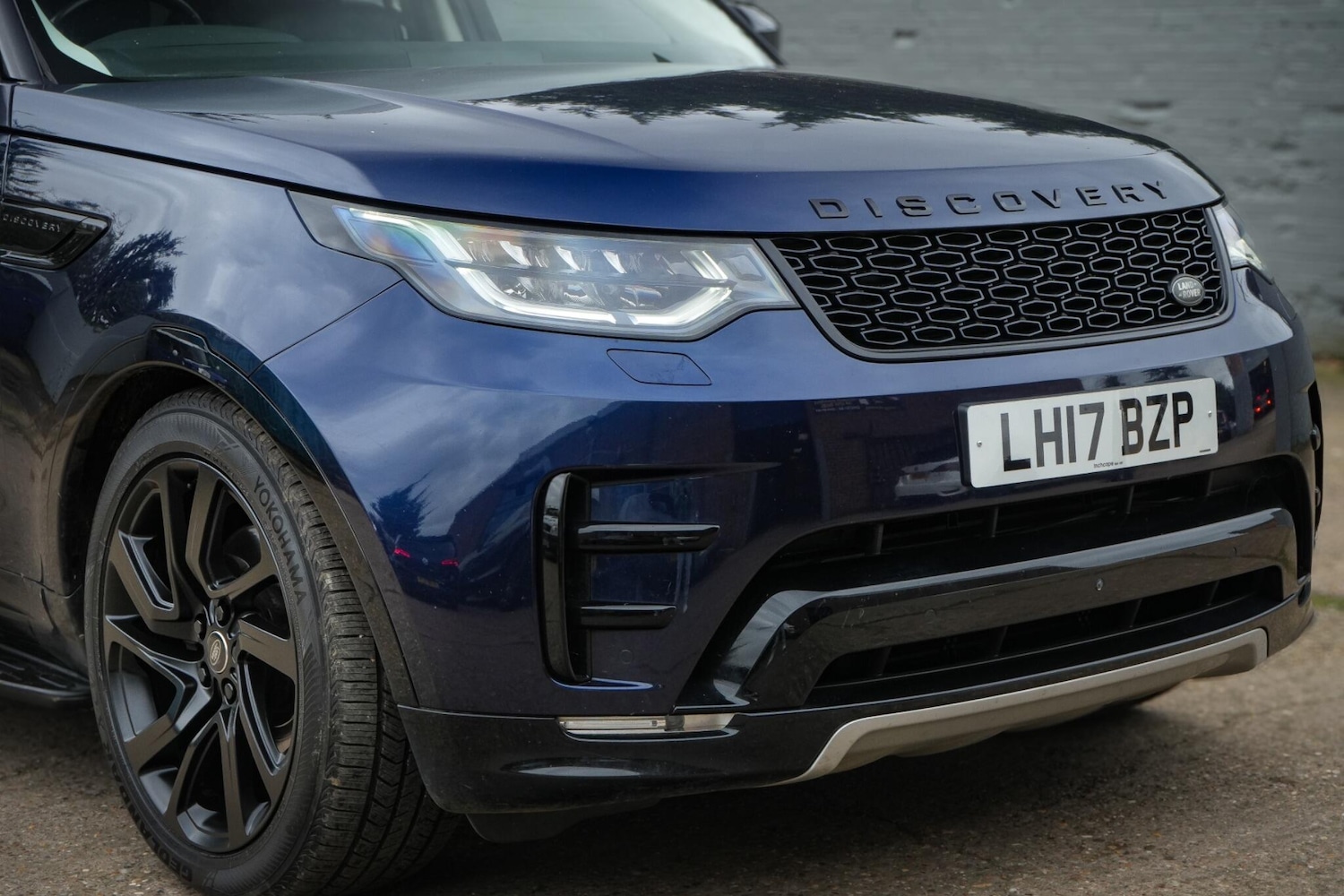 Used Land Rover Discovery 2017 for sale - 77958400: Photo 17