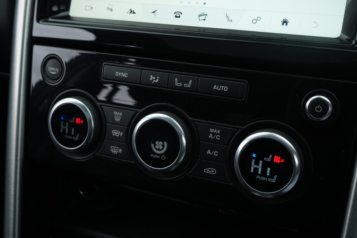 Used Land Rover Discovery 2017 for sale - 77958400: Photo 34