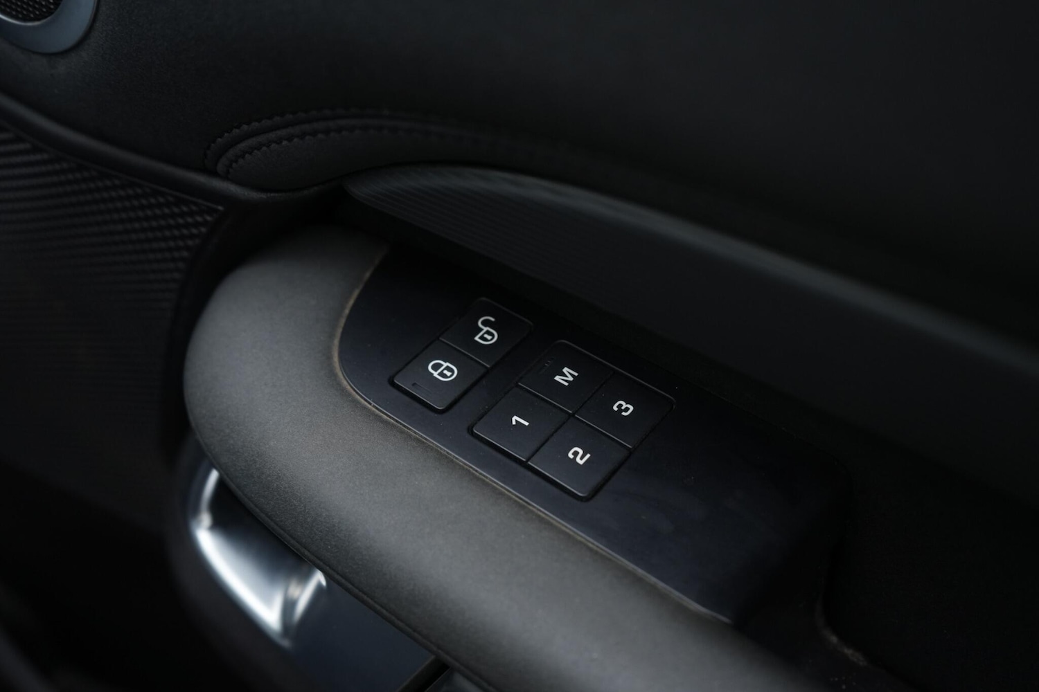 Used Land Rover Discovery 2017 for sale - 77958400: Photo 9