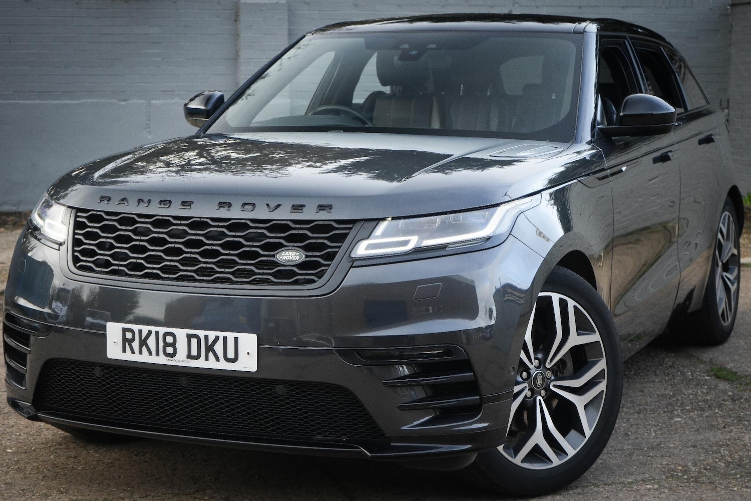 Used Land Rover Range Rover Velar 2018 for sale - 76645510: Photo 1