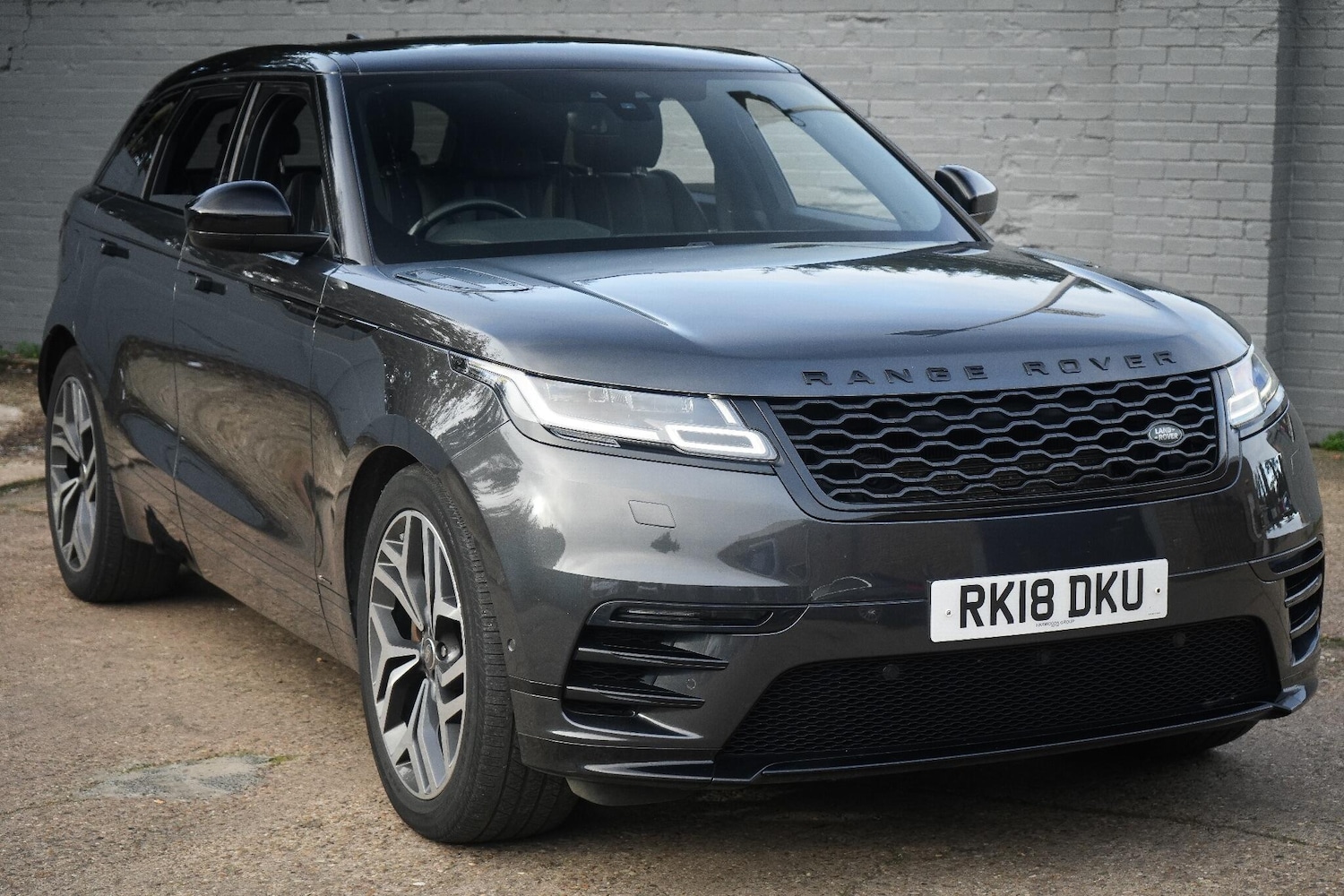 Used Land Rover Range Rover Velar 2018 for sale - 76645510: Photo 11