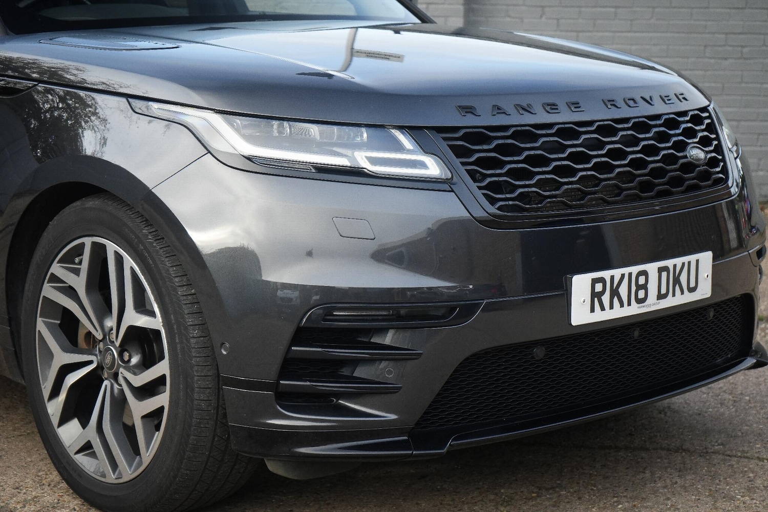 Used Land Rover Range Rover Velar 2018 for sale - 76645510: Photo 18