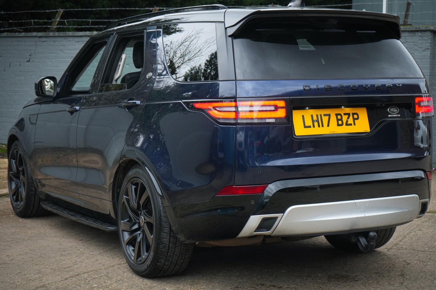 Used Land Rover Discovery 2017 for sale - 77683672: Photo 21