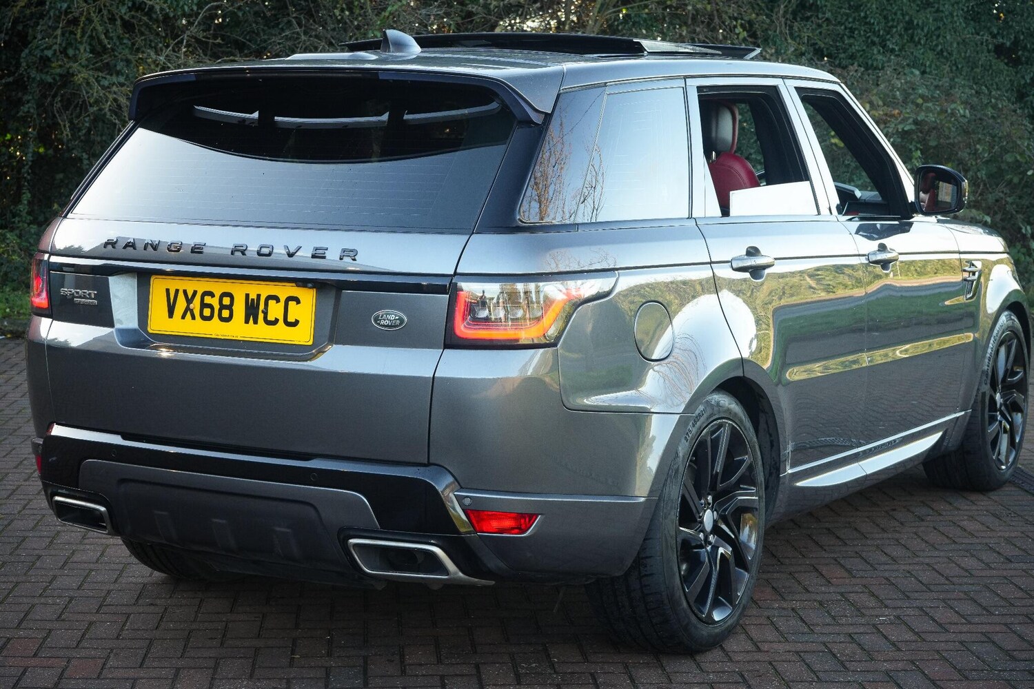 Used Land Rover Range Rover Sport 2018 for sale - 76759727: Photo 26