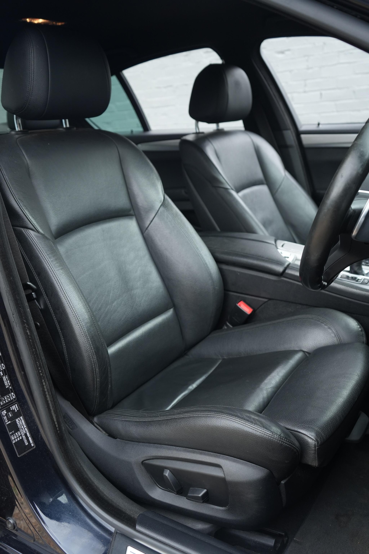 Used BMW 5 Series 2016 for sale - 76521592: Photo 37