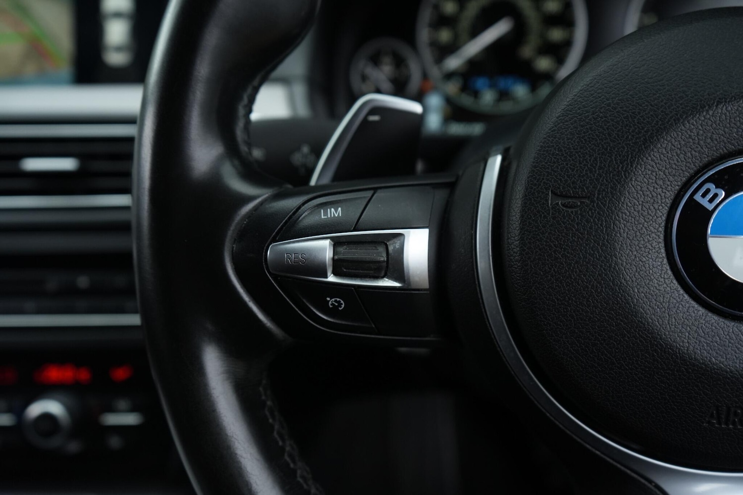 Used BMW 5 Series 2016 for sale - 76521592: Photo 54