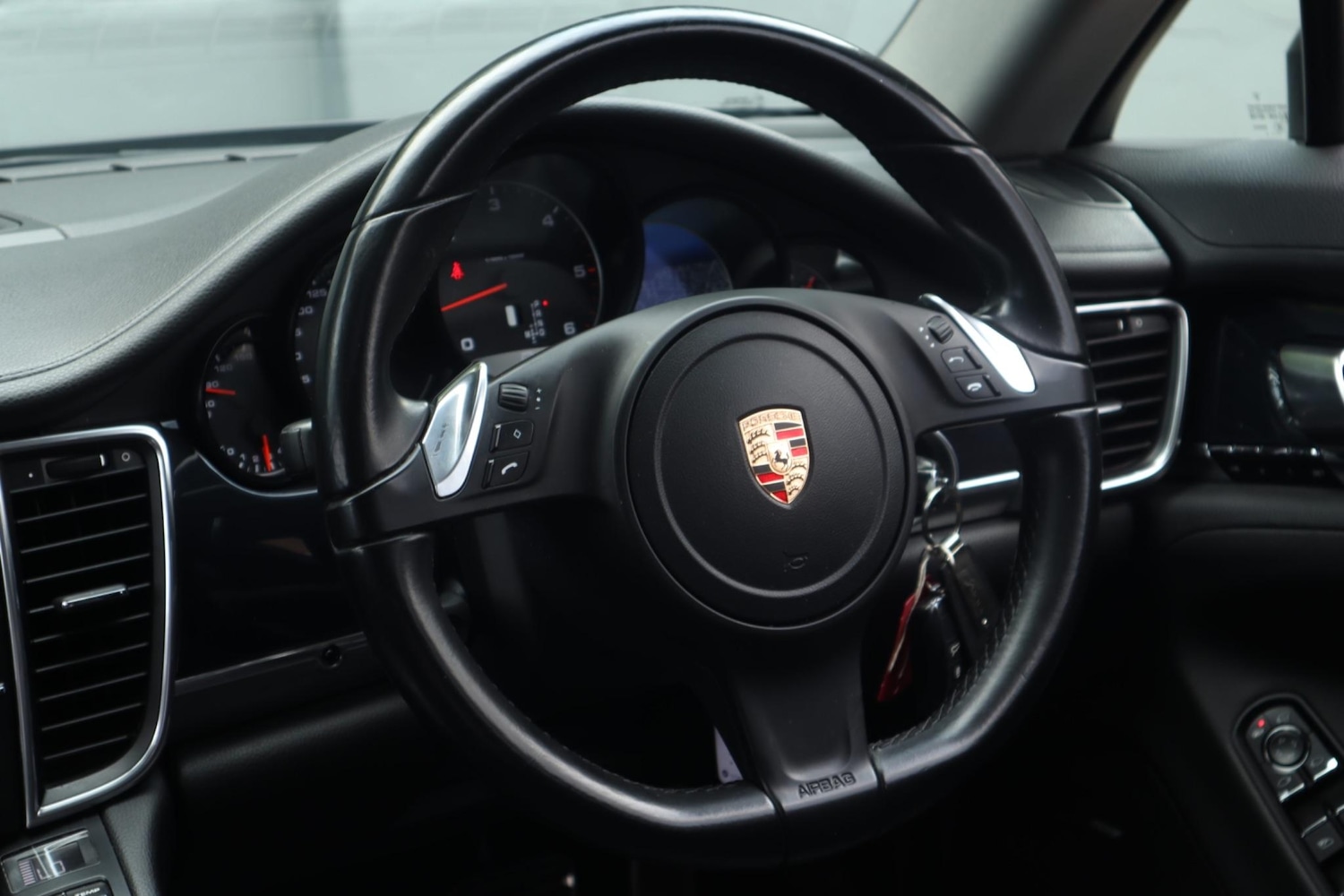 Used Porsche Panamera 2014 for sale - 77658899: Photo 25