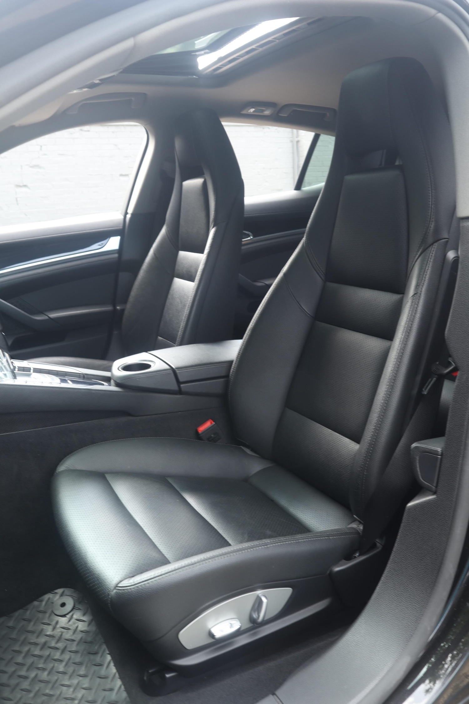 Used Porsche Panamera 2014 for sale - 77658899: Photo 41