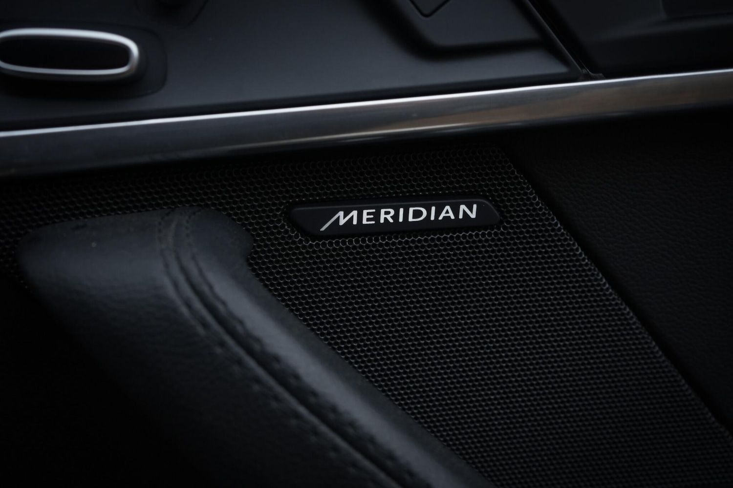 Used Jaguar F-Type for sale - 77484412: Photo 4