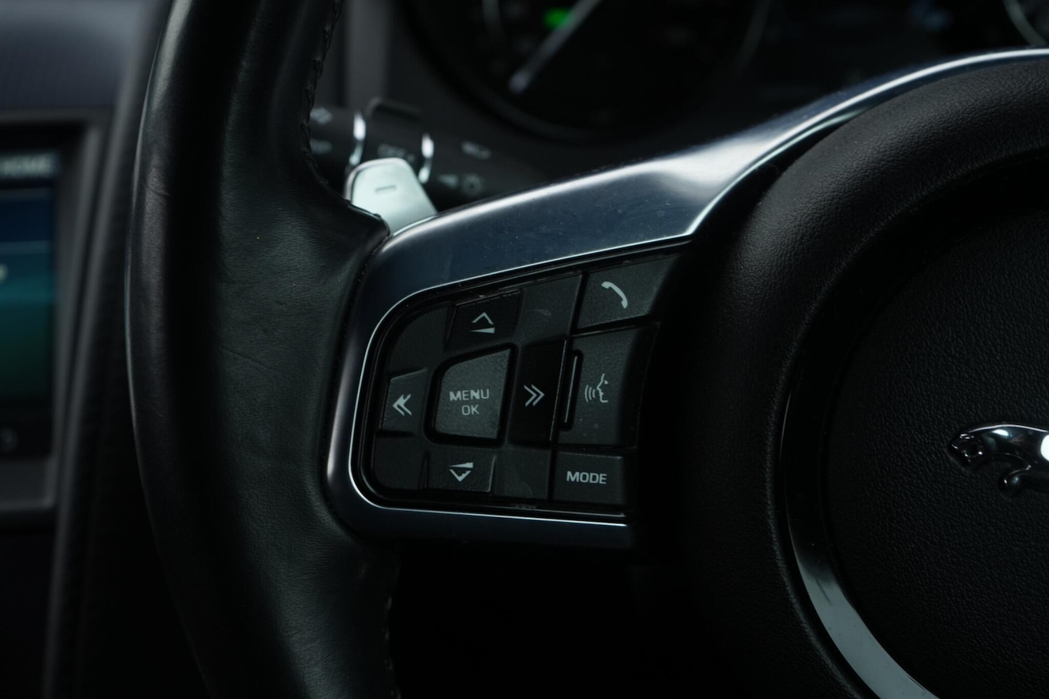 Used Jaguar F-Type for sale - 77484412: Photo 40