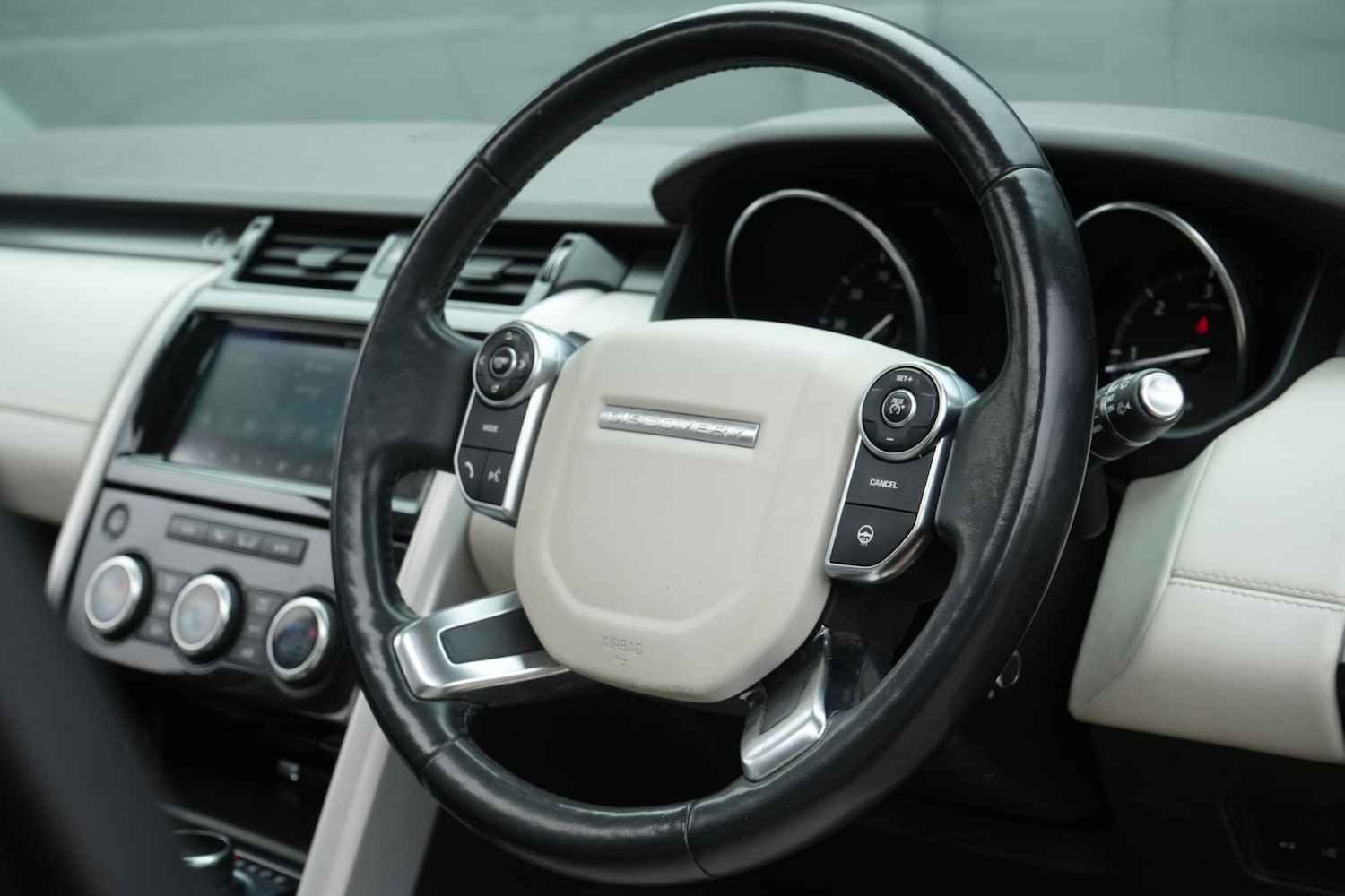 Used Land Rover Discovery for sale - 77808321: Photo 3