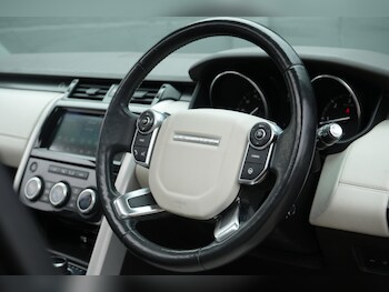 Used Land Rover Discovery 2017 for sale - 77808321: Photo