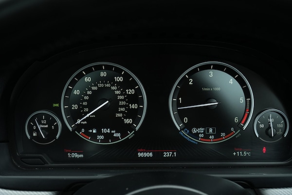 Used BMW 5 Series 2015 for sale - 76175479: Photo 23
