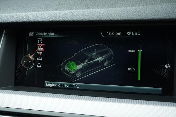 Used BMW 5 Series 2015 for sale - 76175479: Photo 55