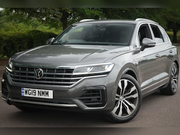 Used Volkswagen Touareg 2019 for sale - 79049655: Photo