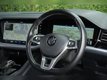 Used Volkswagen Touareg 2019 for sale - 79049655: Photo