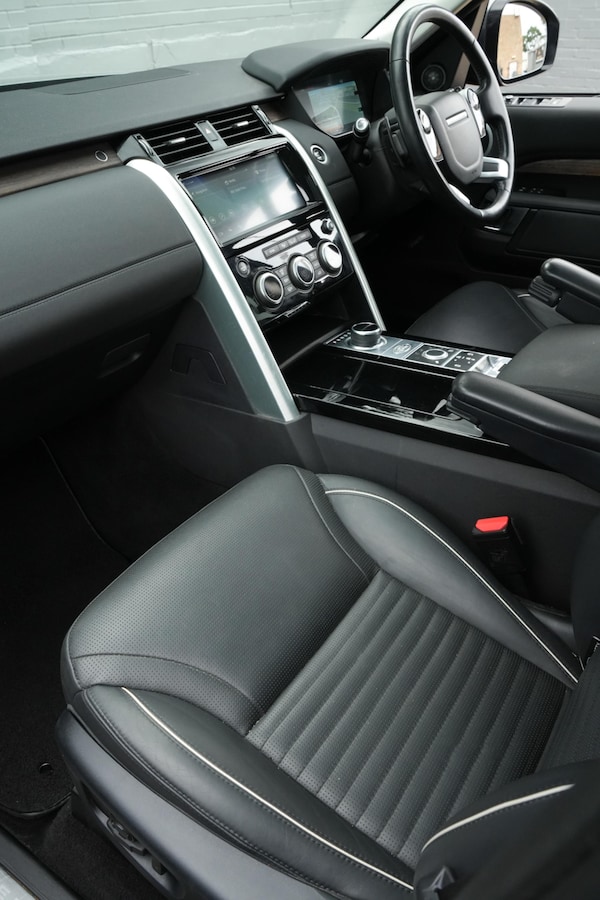 Used Land Rover Discovery 2019 for sale - 75350997: Photo 23