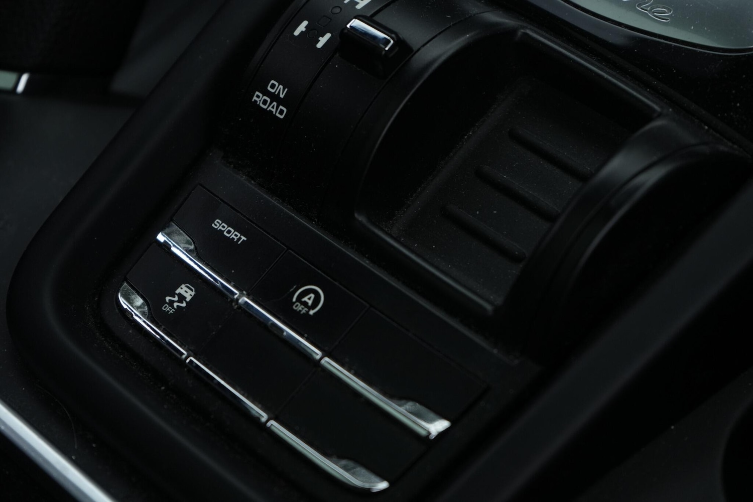 Used Porsche Cayenne 2016 for sale - 76522132: Photo 37