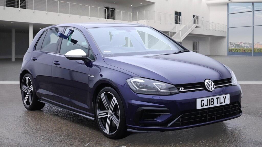 Used Volkswagen Golf 2018 for sale - 76607107: Photo 1
